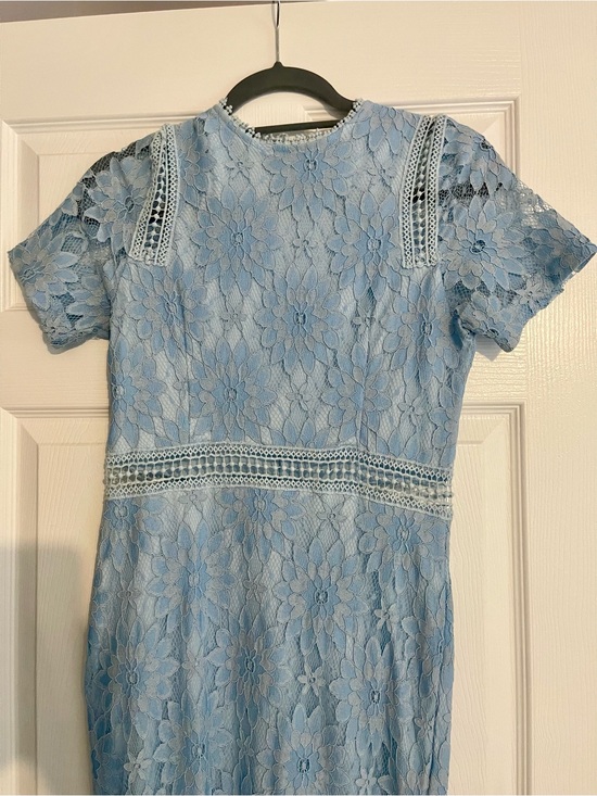 PrettyLittleThing Dresses & Skirts - PrettyLittleThing Sky Blue Floral Lace Midi Dress